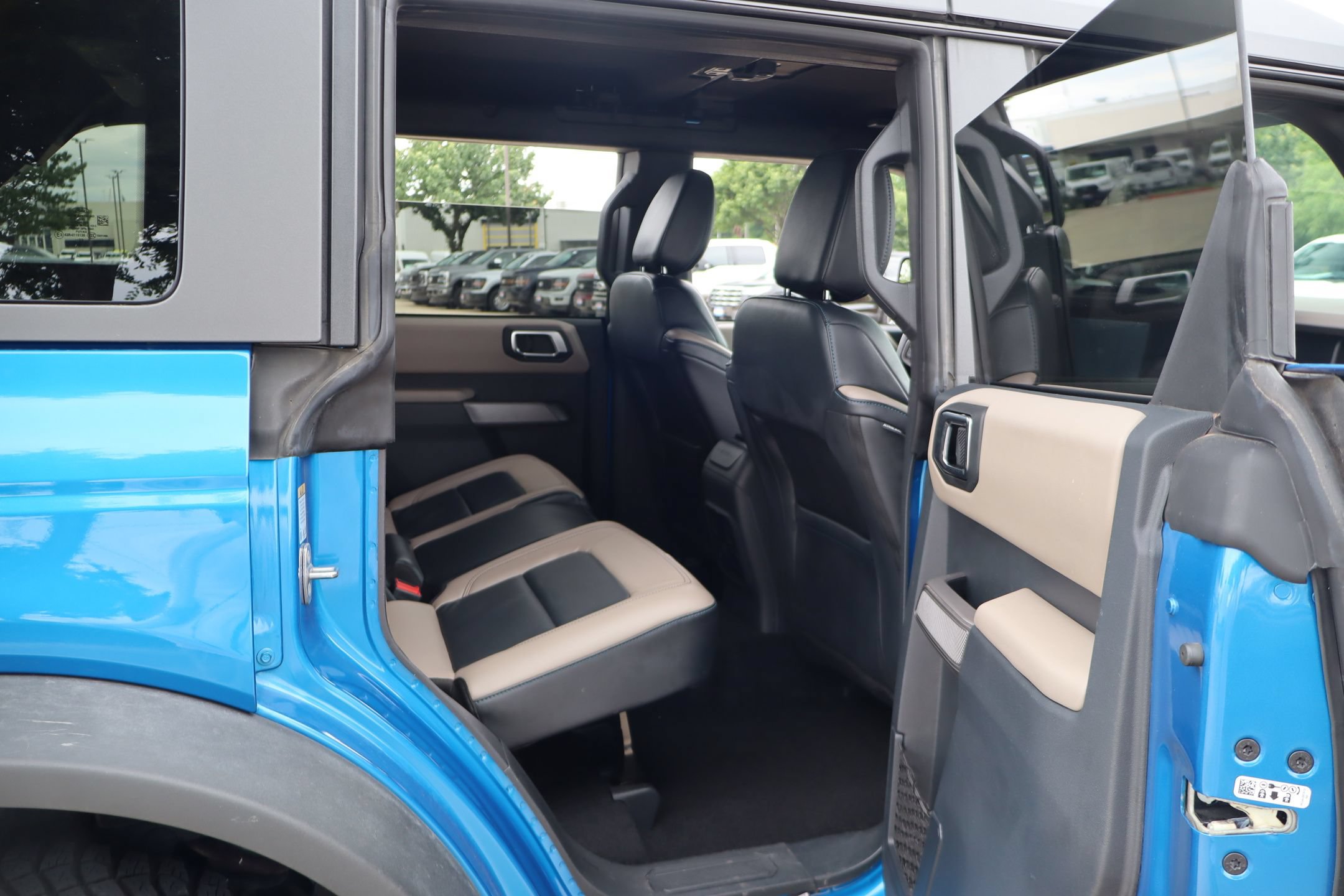 Used 2022 Ford Bronco Wildtrak AWD/4WD image 28