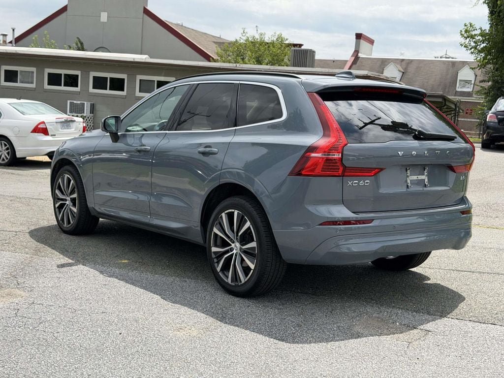 Used 2022 Volvo XC60 B5 Momentum w/ Climate Package AWD/4WD image 22