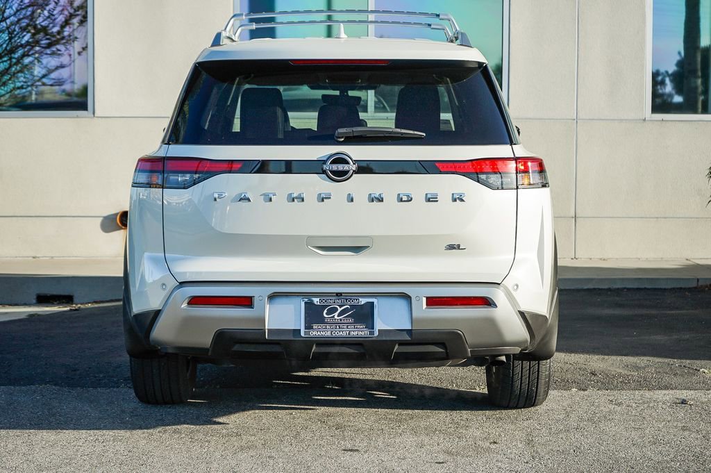 Used 2024 Nissan Pathfinder SL image 5