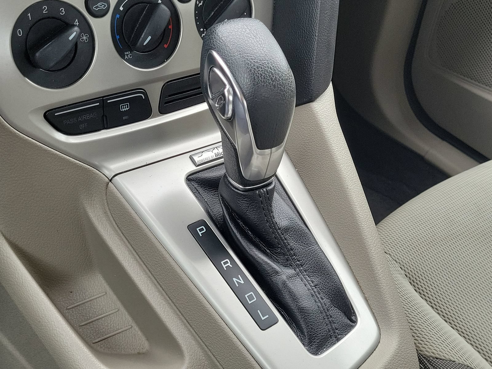Used 2012 Ford Focus SE FWD image 26