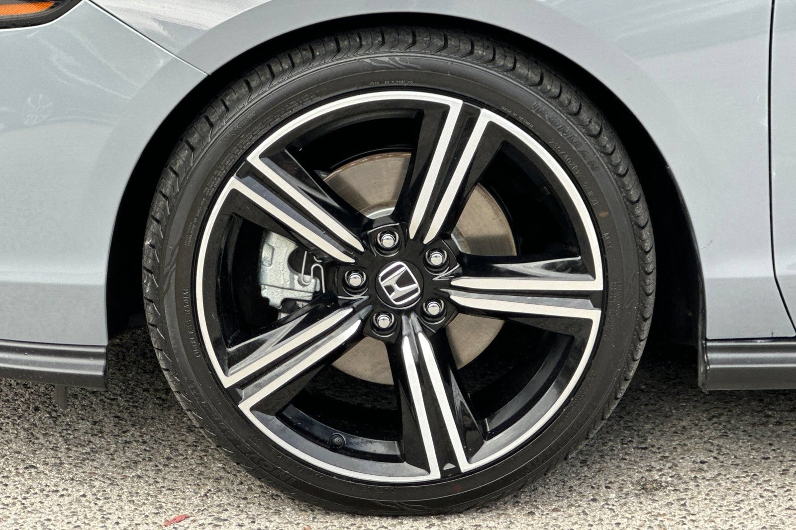 Used 2025 Honda Accord Sport image 31