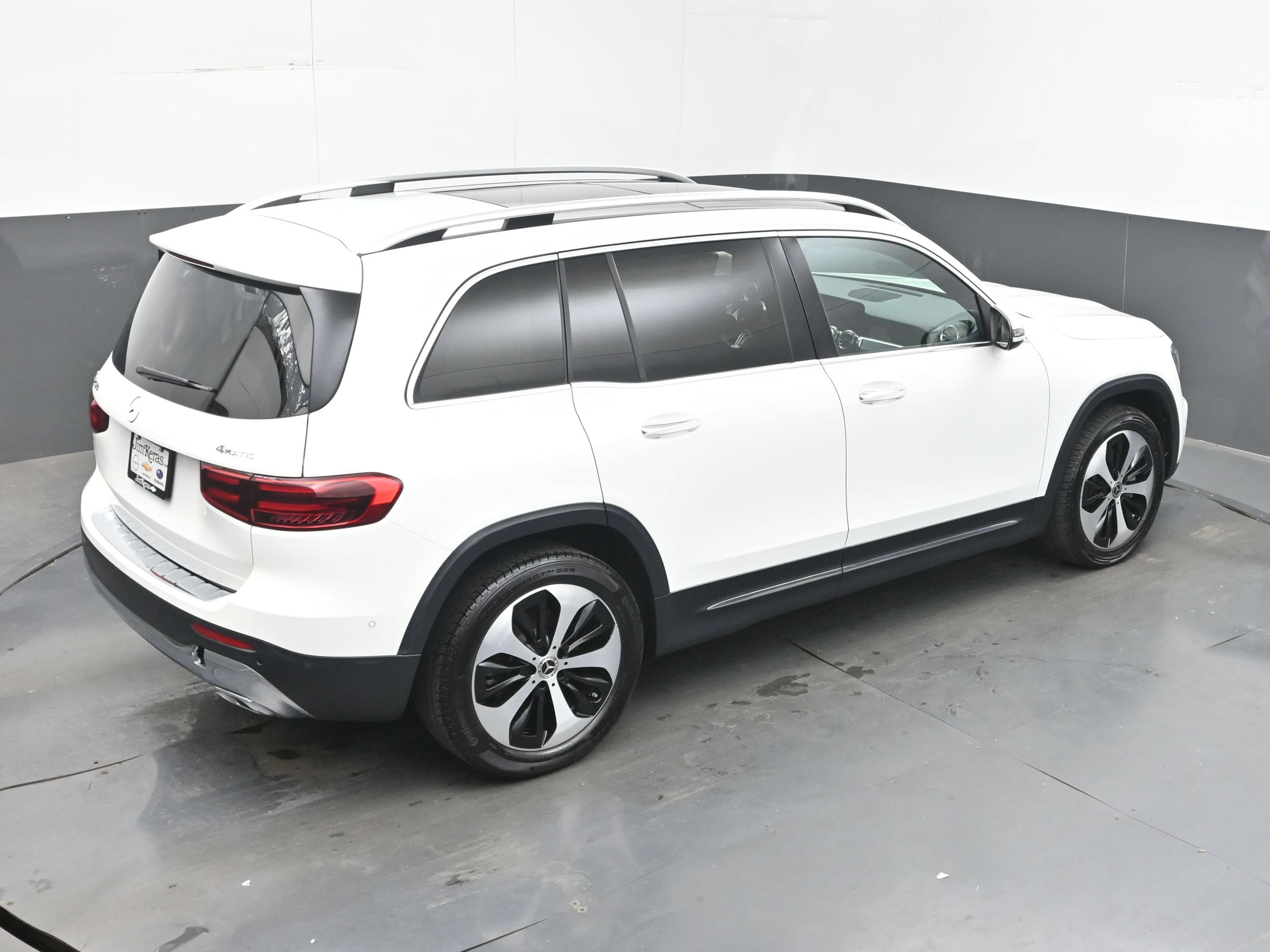 Used 2025 Mercedes-Benz GLB 250 4MATIC image 36