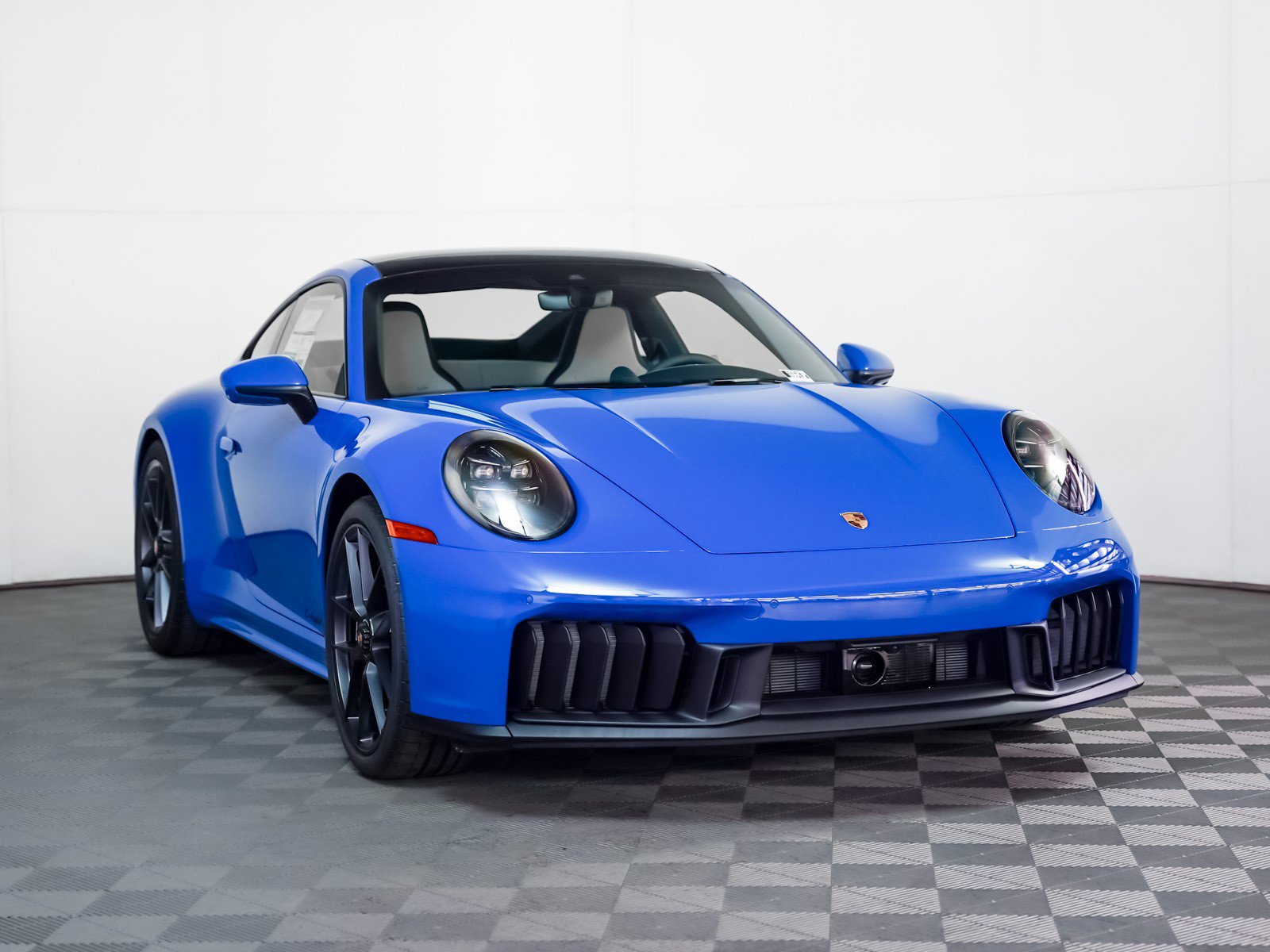 New 2026 Porsche 911 Carrera 4 GTS image 8