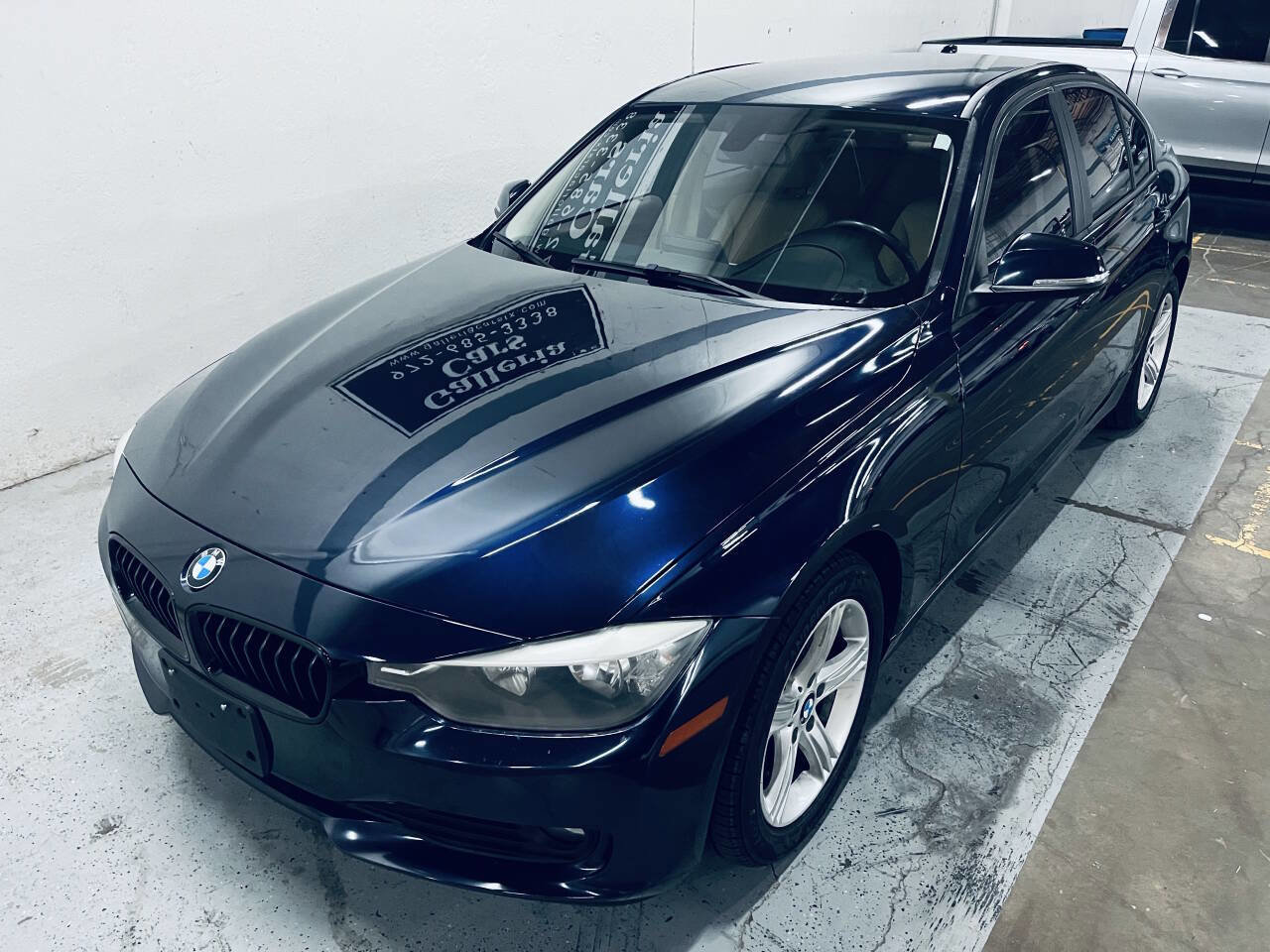 Used 2015 BMW 320i Sedan RWD image 2