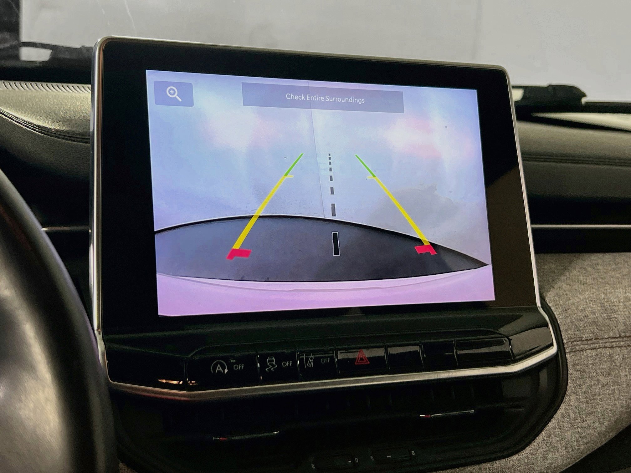 Used 2022 Jeep Compass Latitude w/ Sun and Sound Group AWD/4WD image 13