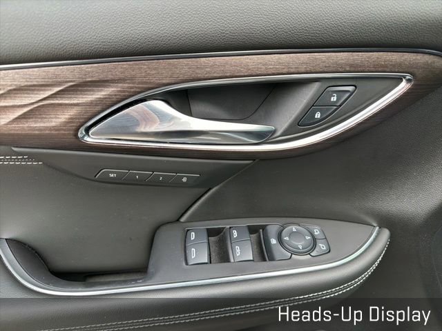 Used 2023 Buick Envision Avenir image 31