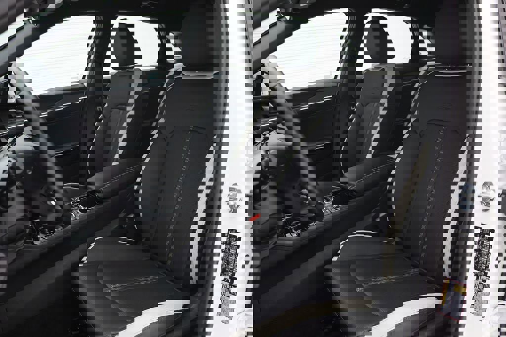 Used 2025 Kia K5 GT-Line image 16