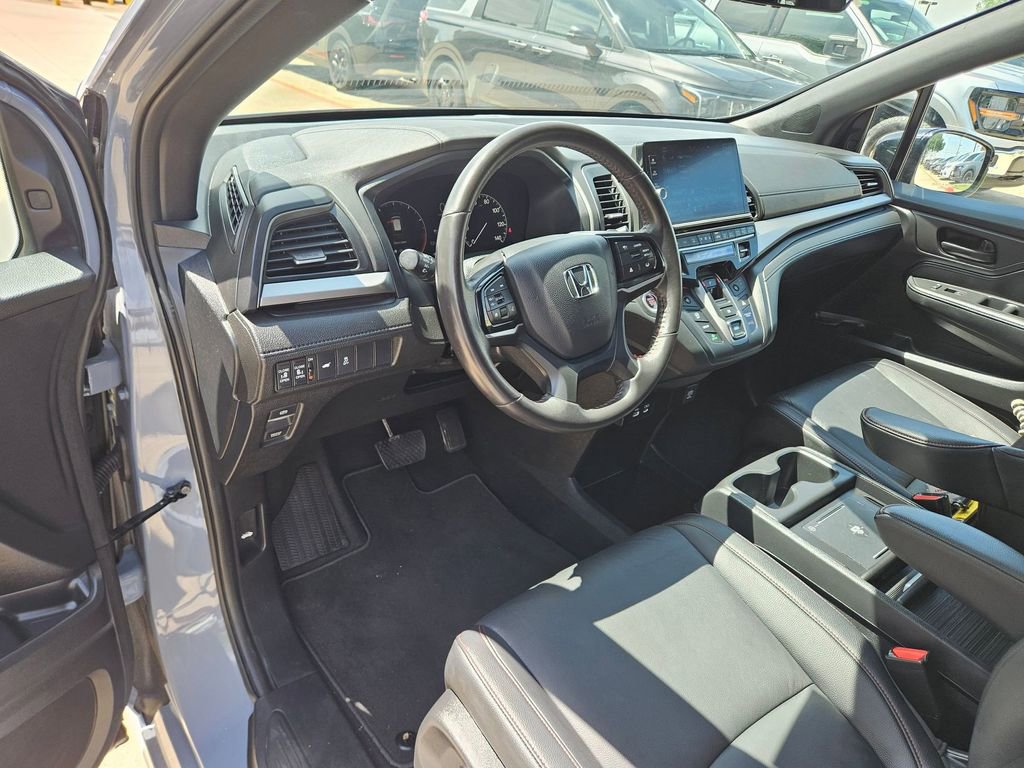 Used 2025 Honda Odyssey Sport-L image 13