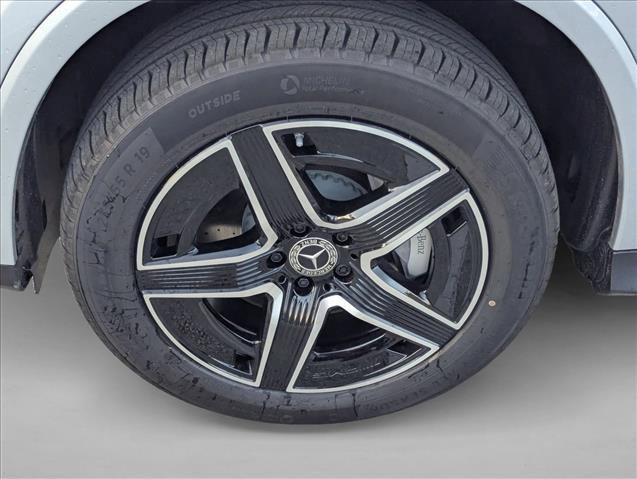New 2026 Mercedes-Benz GLC 300 4MATIC image 9