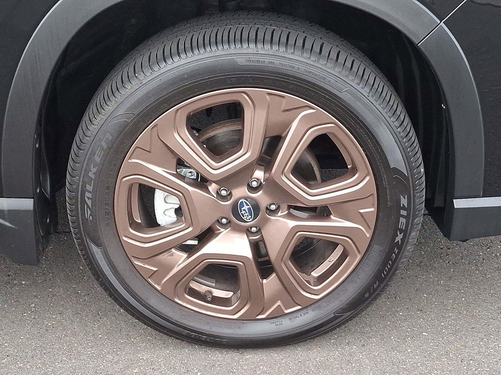 Certified 2025 Subaru Ascent Bronze Edition AWD/4WD image 8