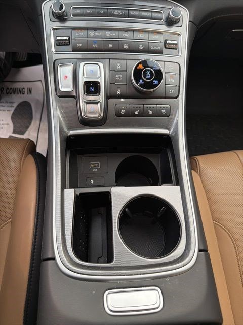Used 2023 Hyundai Santa Fe Calligraphy AWD/4WD image 16