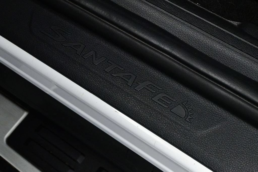 Used 2023 Hyundai Santa Fe XRT FWD image 18
