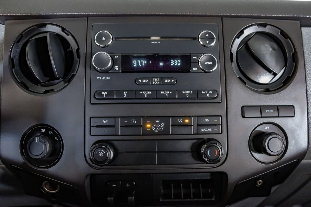 Used 2014 Ford F450 XL w/ Power Equipment Group image 25