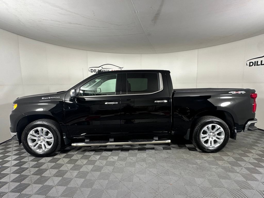 Used 2024 Chevrolet Silverado 1500 LTZ w/ LTZ Convenience Package II image 3