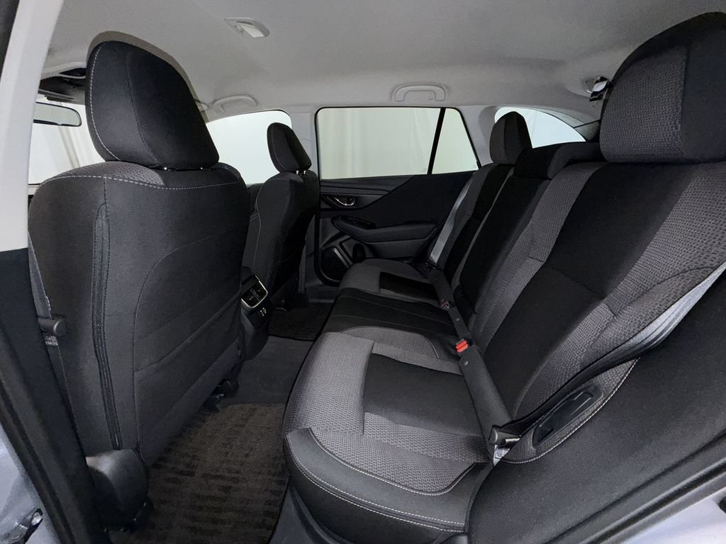 Used 2024 Subaru Outback Premium AWD/4WD image 12