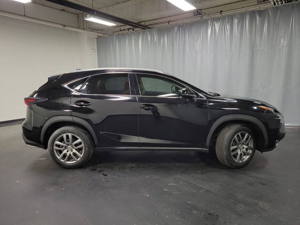 Used 2016 Lexus NX 200t FWD image 9