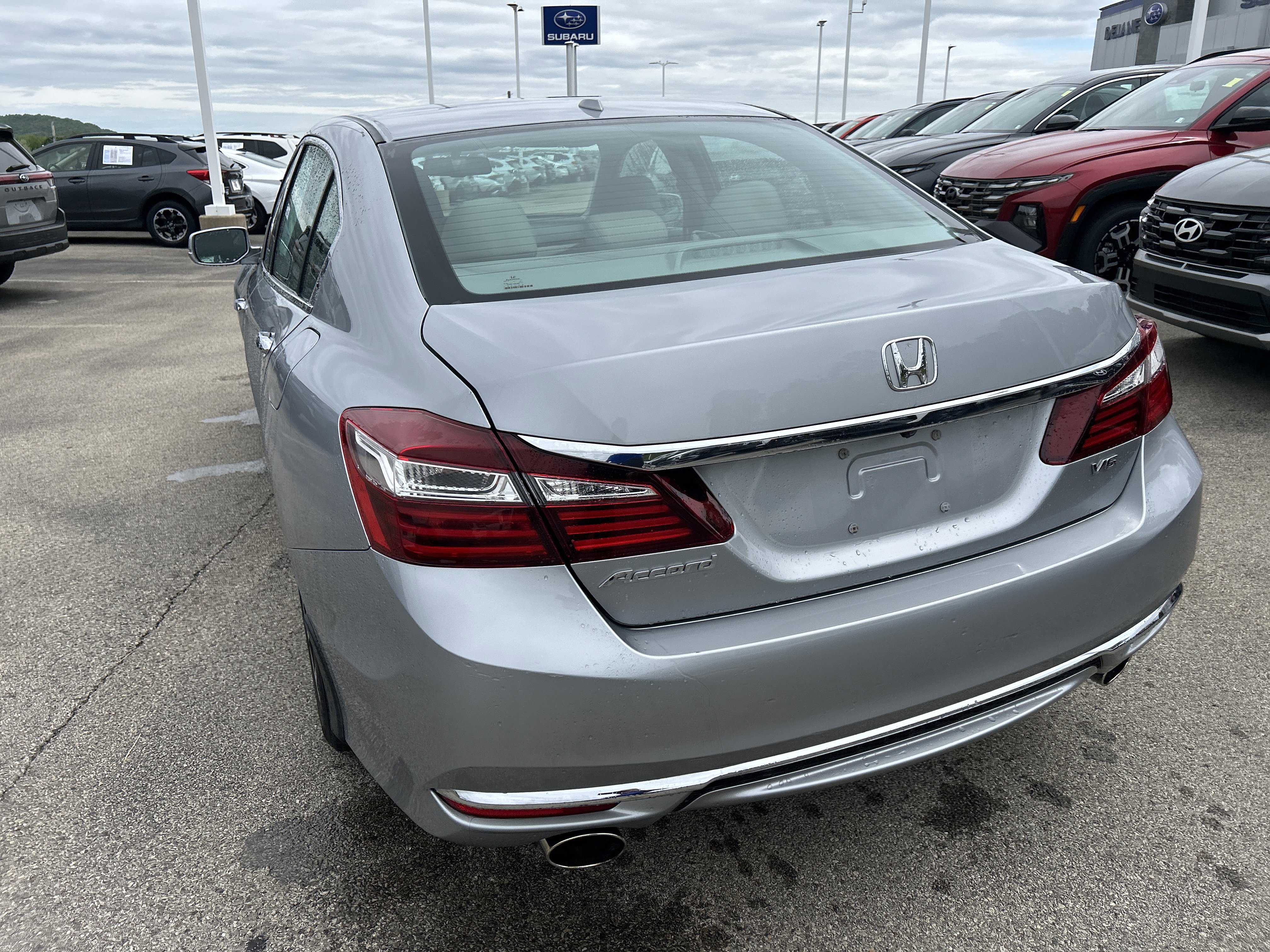 Used 2017 Honda Accord EX-L image 14