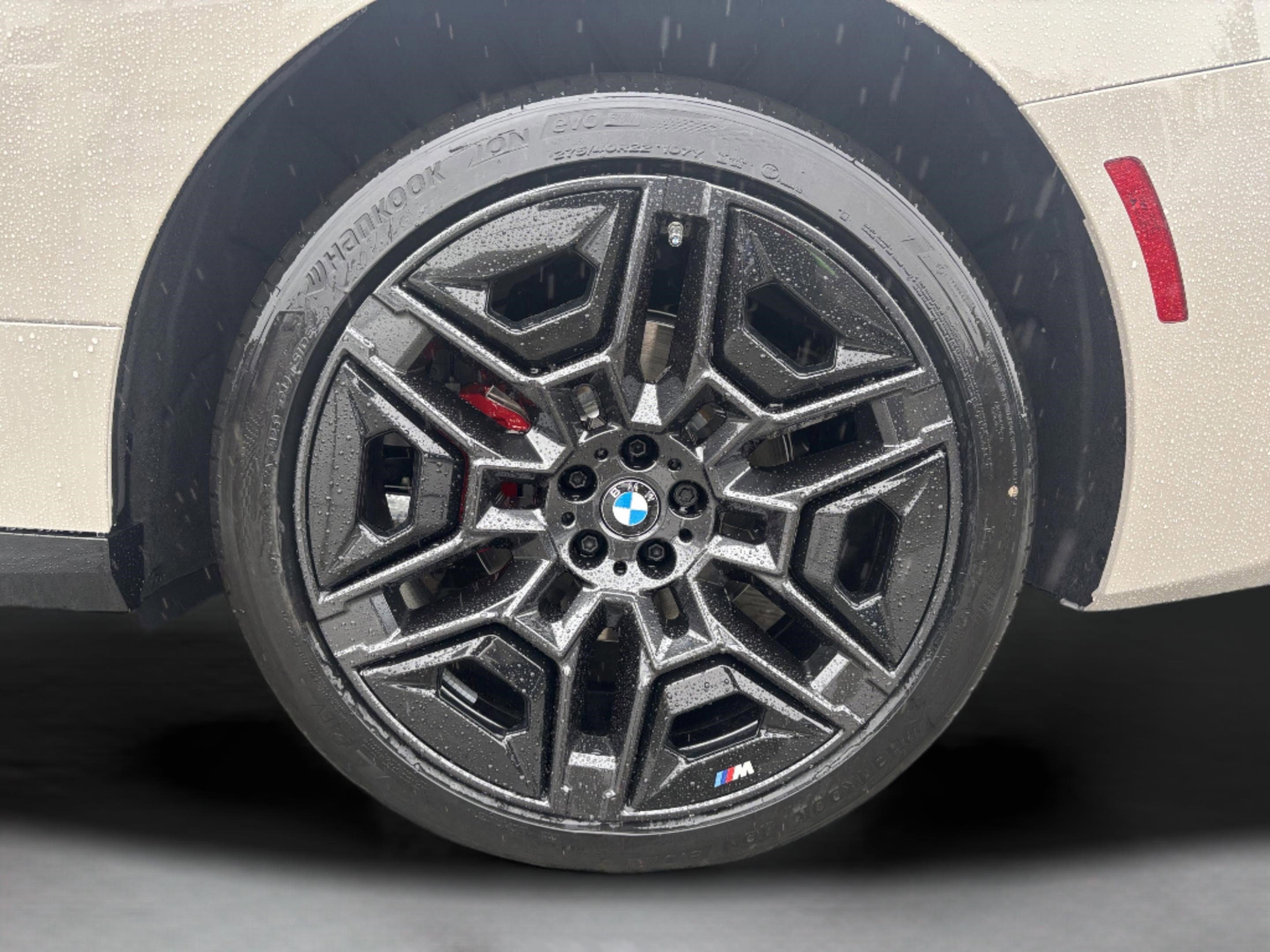 Used 2026 BMW iX xDrive60 w/ M Sport Package image 32