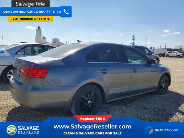 Used 2014 Volkswagen Jetta SE FWD image 4
