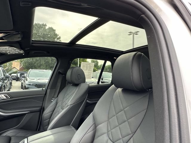 Certified 2024 BMW X5 xDrive40i w/ M Sport Package AWD/4WD image 29