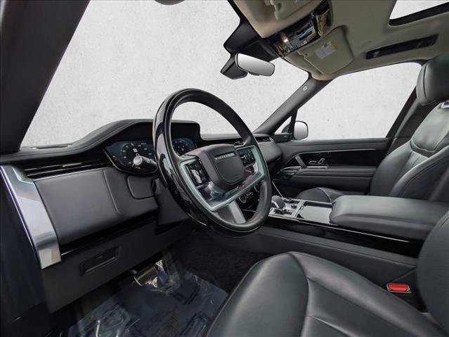 Certified 2023 Land Rover Range Rover SE image 17