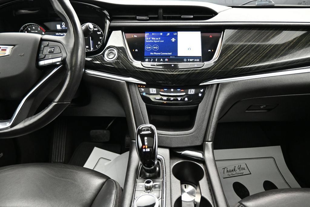 Used 2020 Cadillac XT6 Premium Luxury AWD/4WD image 18