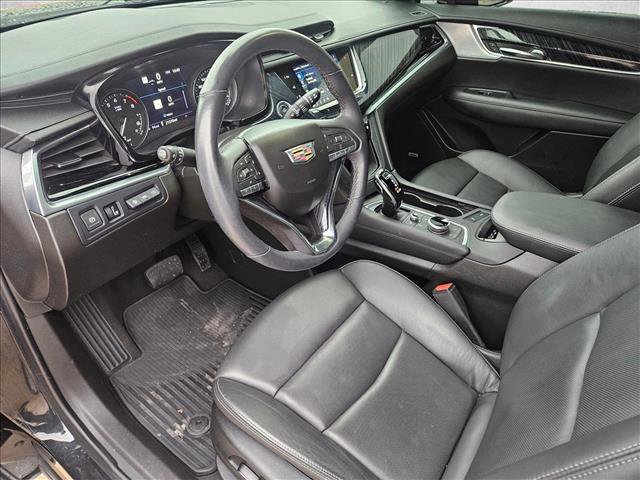 Used 2024 Cadillac XT6 Premium Luxury w/ Technology Package image 10