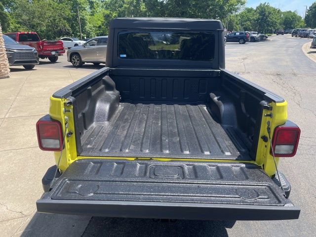 Used 2023 Jeep Gladiator Mojave w/ Cold Weather Group AWD/4WD image 34
