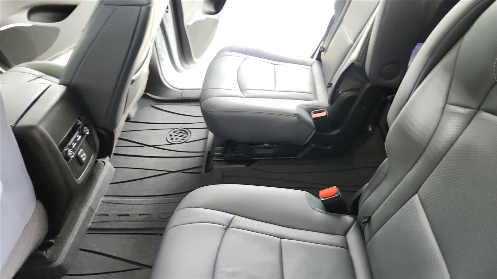 Used 2023 Buick Enclave Essence w/ Experience Buick Package AWD/4WD image 23