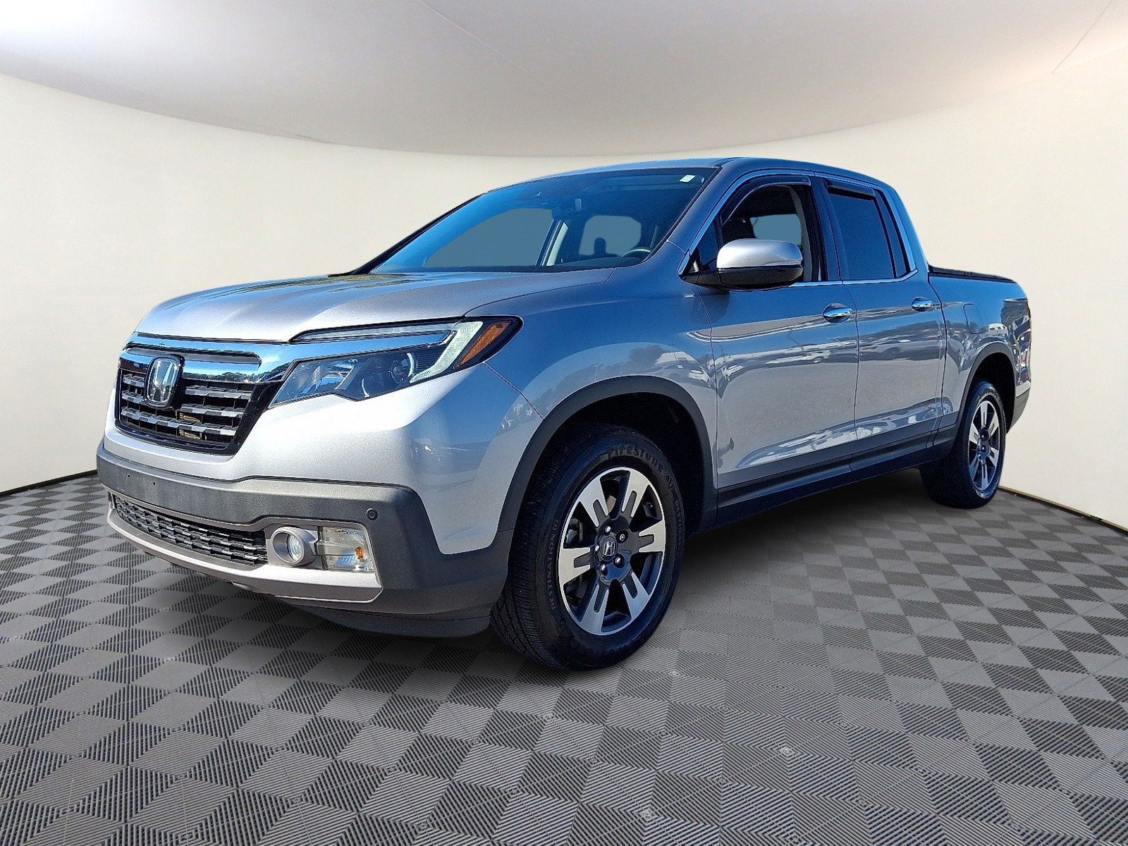 Used 2018 Honda Ridgeline RTL-E image 3