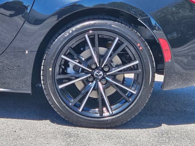 New 2026 MAZDA MX-5 Miata RF Grand Touring RWD image 16