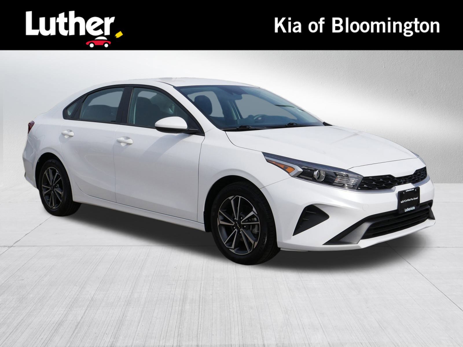 Certified 2022 Kia Forte LXS image 1