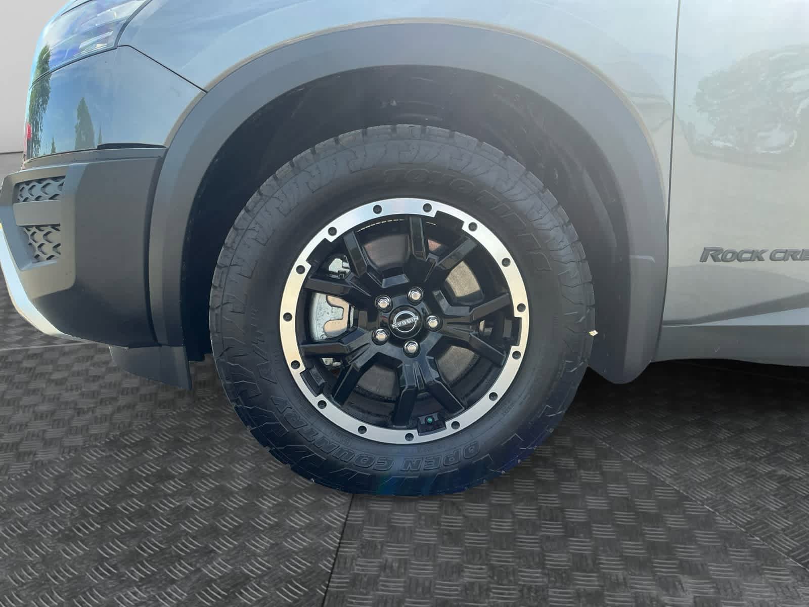 Used 2025 Nissan Pathfinder Rock Creek AWD/4WD image 14