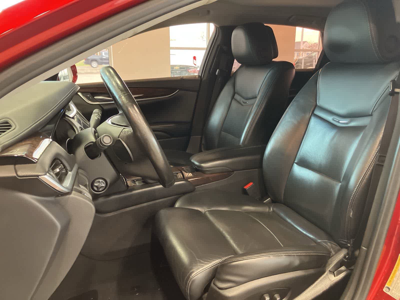 Used 2013 Cadillac XTS Luxury w/ Driver Awareness Package FWD image 10