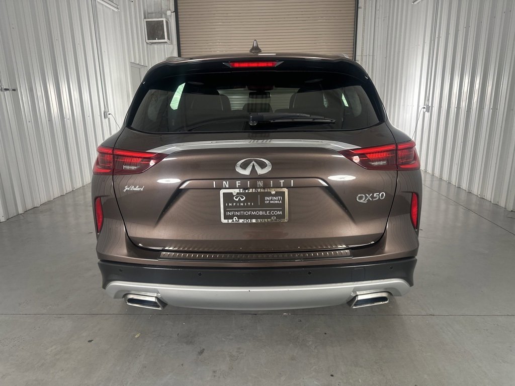 Certified 2019 INFINITI QX50 Essential w/ Sensory Package image 6