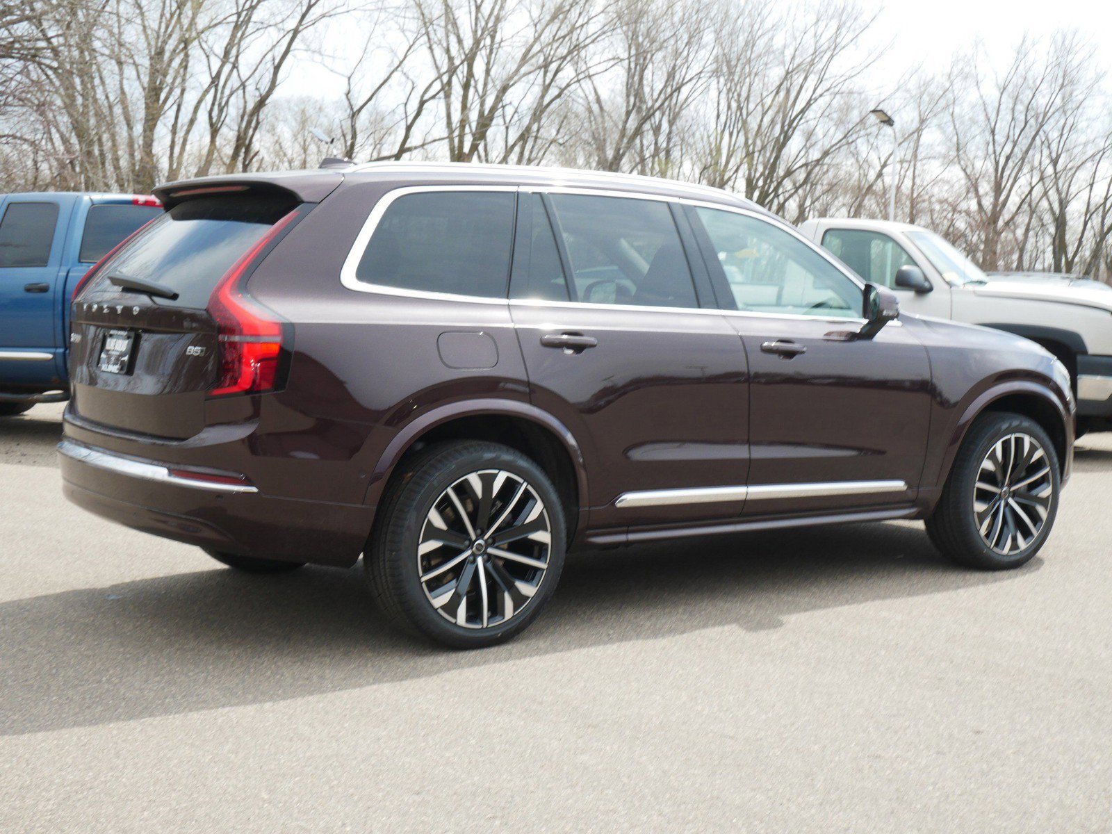 New 2026 Volvo XC90 B5 Plus image 3