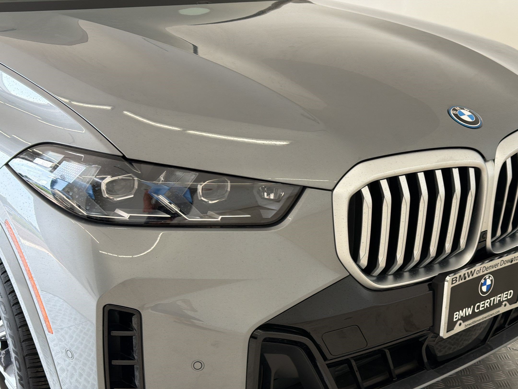 Used 2026 BMW X5 xDrive50e w/ M Sport Package AWD/4WD image 12