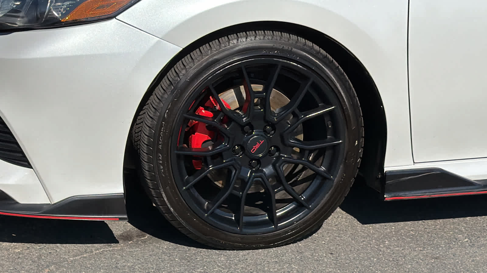 Used 2020 Toyota Camry TRD FWD image 9