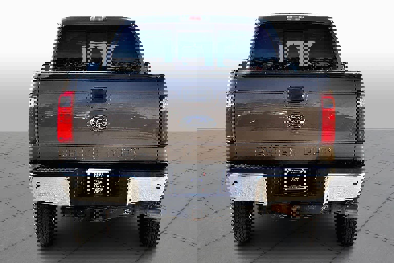 Used 2015 Ford F250 Lariat w/ Lariat Ultimate Package image 5