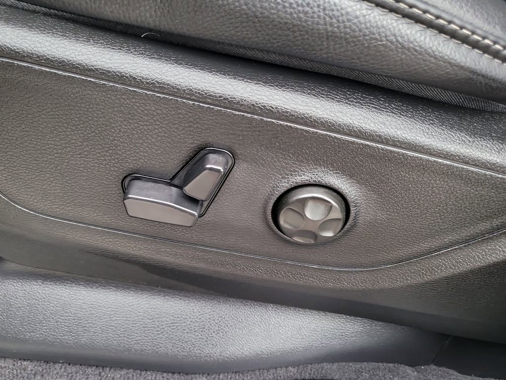 Used 2025 RAM 1500 RHO w/ RHO Level 1 Equipment Group image 17