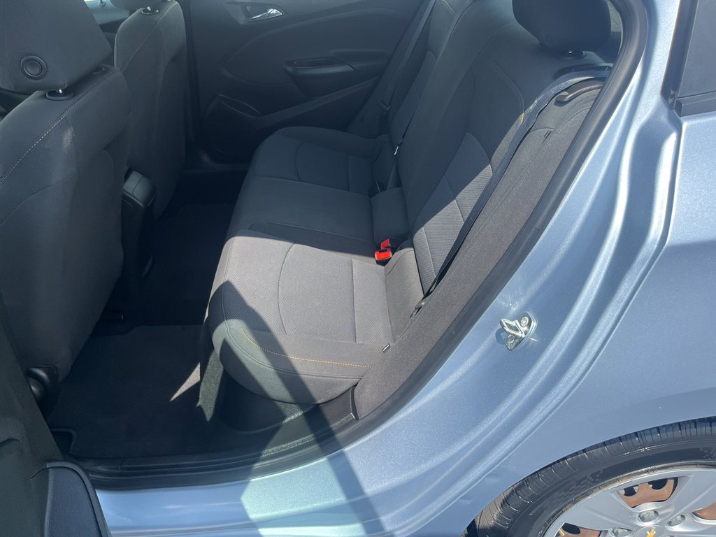 Used 2018 Chevrolet Cruze LS FWD image 25