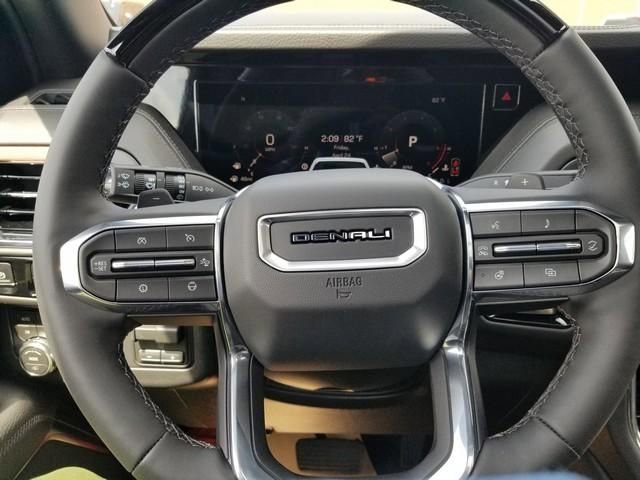 New 2026 GMC Yukon Denali AWD/4WD image 12