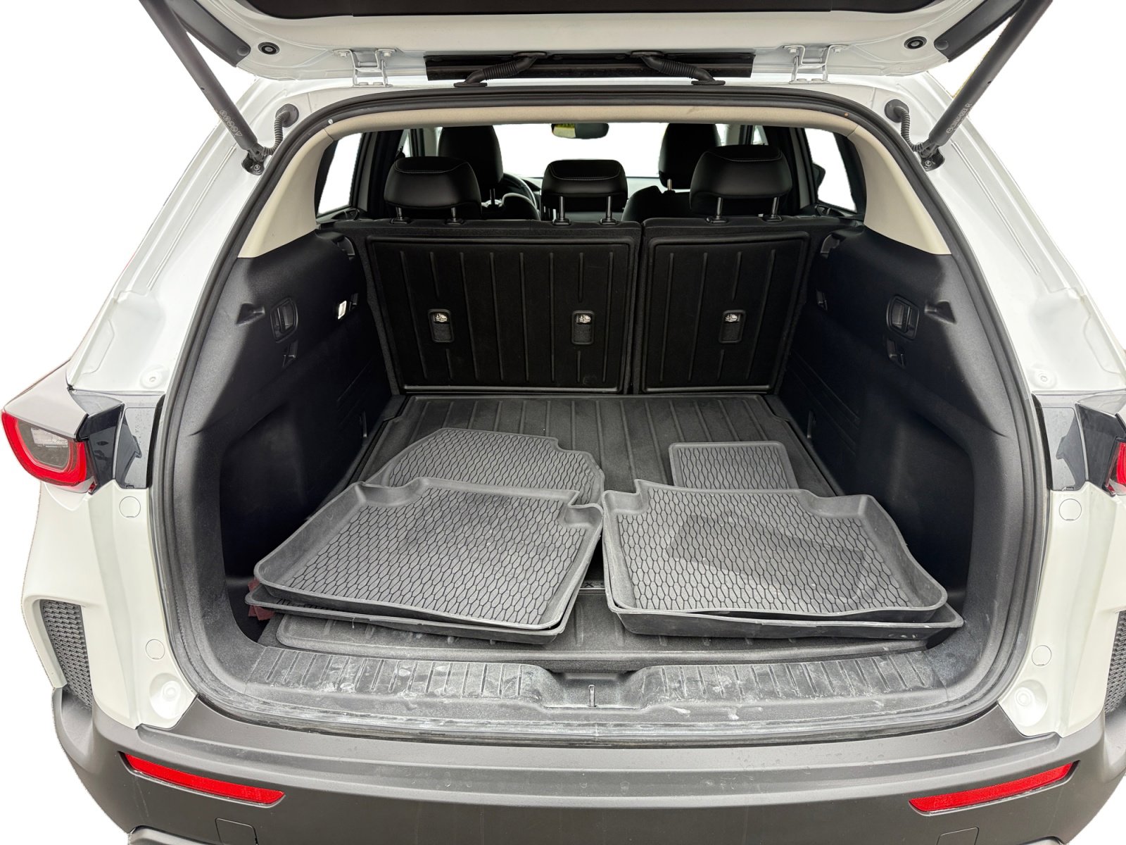 Used 2023 MAZDA CX-50 2.5 S w/ Preferred Plus Pkg image 17