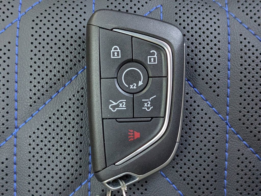 New 2025 Cadillac Escalade IQ Sport 1 w/ LPO, ONYX Package image 36