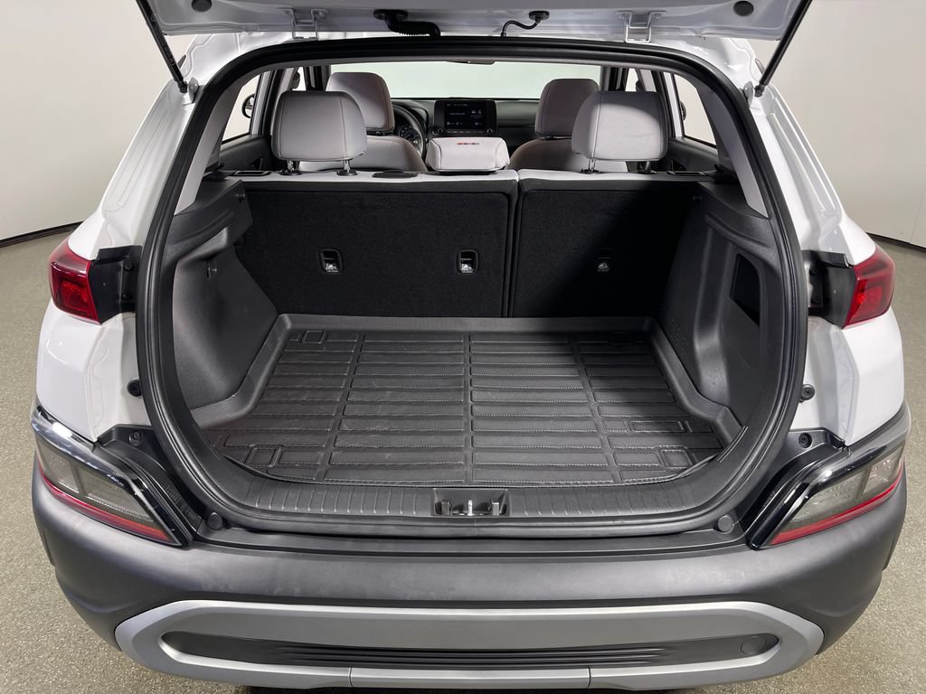 Used 2022 Hyundai Kona SE FWD image 10