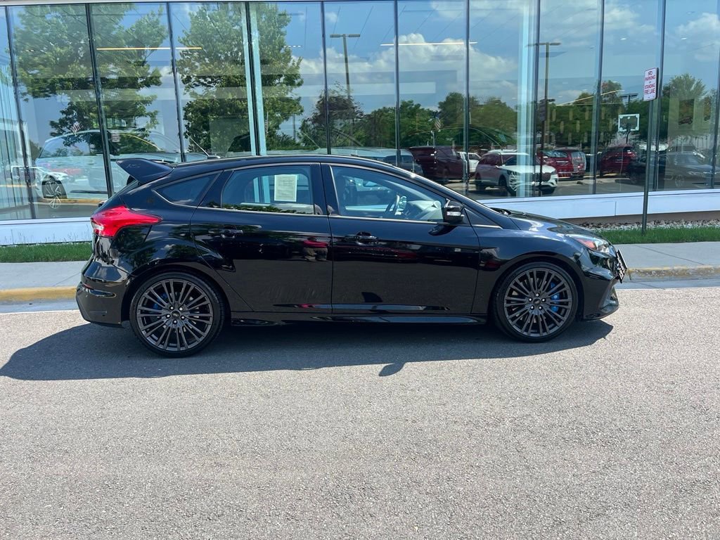 Used 2017 Ford Focus RS AWD/4WD image 9