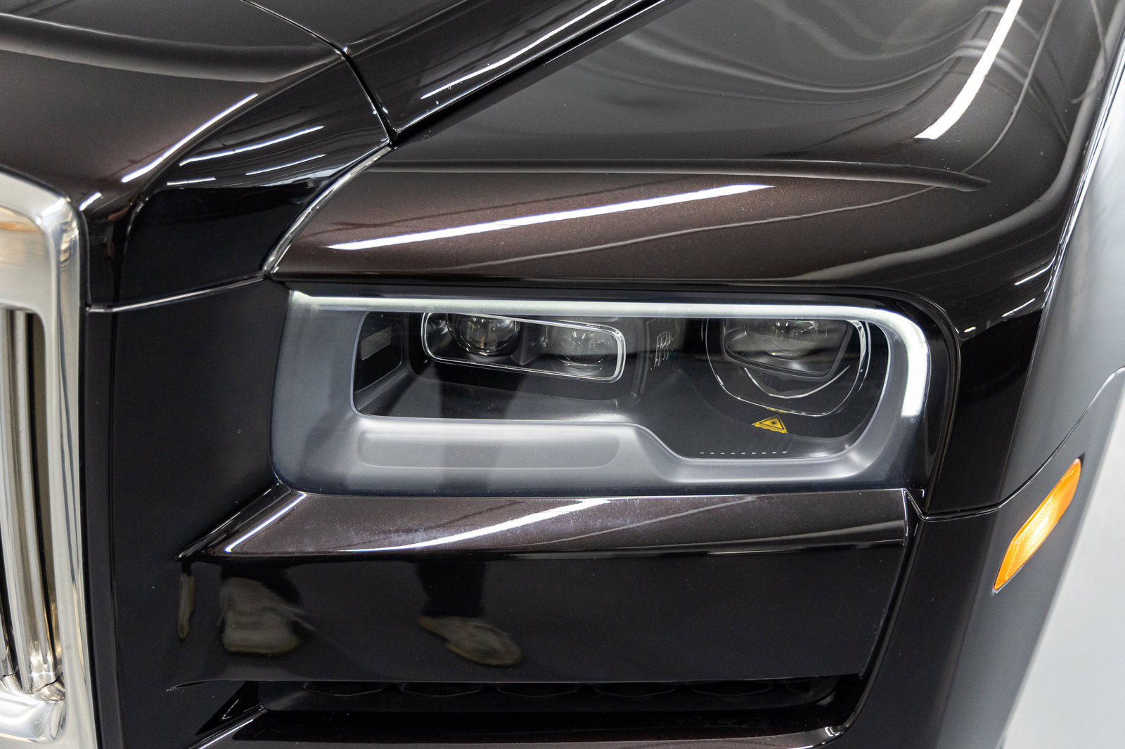 Certified 2023 Rolls-Royce Cullinan w/ Cullinan Package image 12