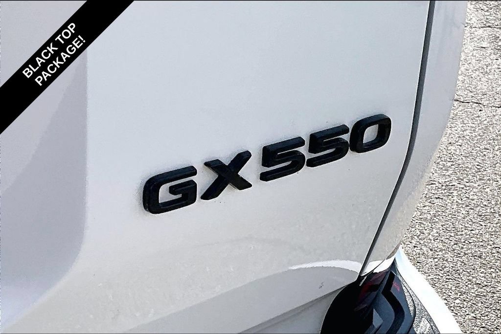 Used 2025 Lexus GX 550 AWD/4WD image 14