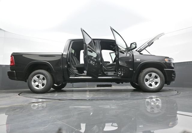 New 2026 RAM 1500 4x4 Crew Cab image 68