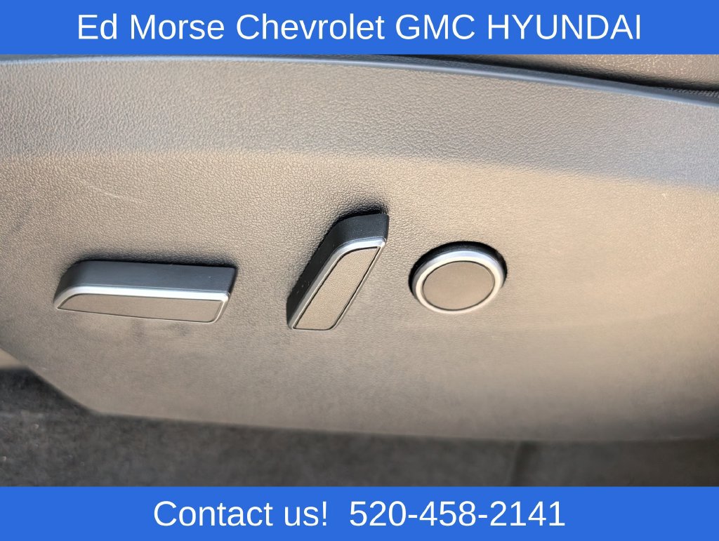 Used 2024 Tesla Model Y Long Range AWD/4WD image 10